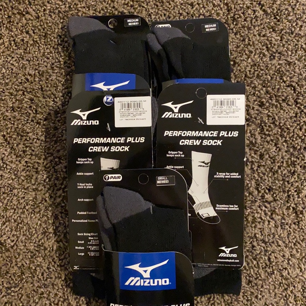 Mizuno Performance Crew Socks